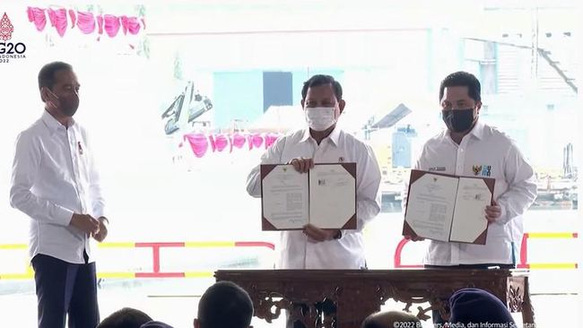 peluncuran-holding-dan-program-stategis-bumn-industri-pertahanan-surabaya-20-april-2022-2_169