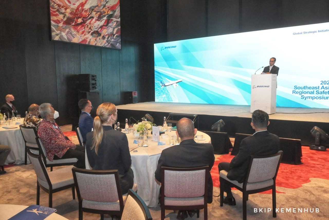 pandemi-tak-boleh-ganggu-komitmen-peningkatan-keselamatan-penerbangan-220824141700