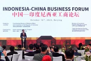 Hadiri-Forum-Bisnis-Indonesia-RRT-Presiden-Jokowi-Investasi-ke-Indonesia-Cepat-Tepat-1024x683