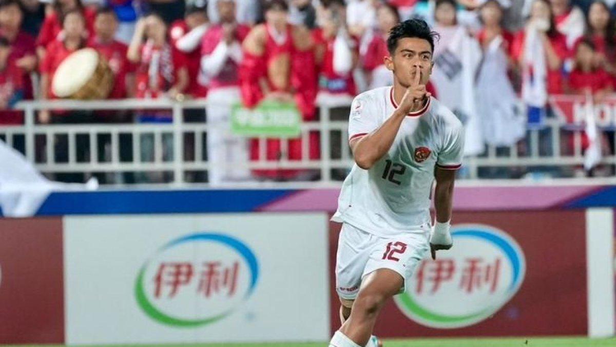 Pratama-Arhan-merayakan-gol-penentu-adu-penalti-di-duel-perempat-final-Piala-Asia-U23-2024 (1)