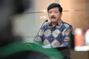 MENKO-POLHUKAM-HADI-TJAHJANTO-1024x681 (1)