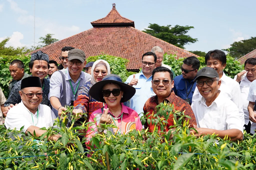 7a7e4d5a-363f-4852-baef-5d3fce80e389