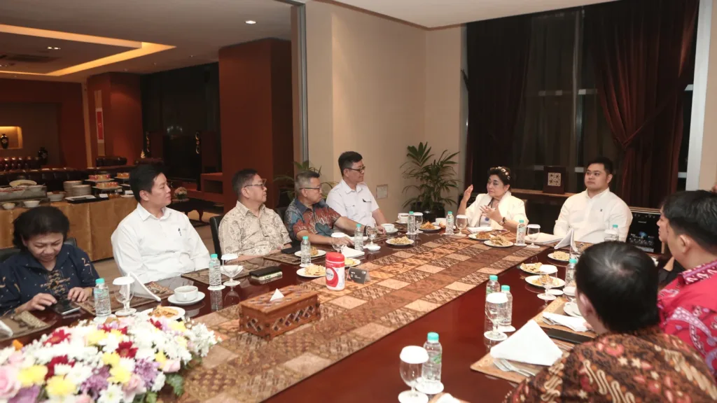 a8b2a8ee-7326-4ca3-8f9e-c09177781c12