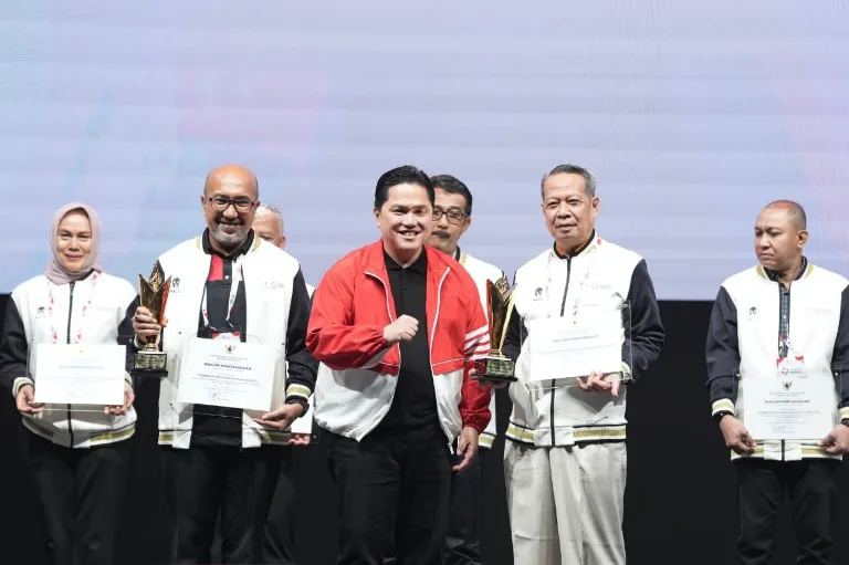 9528menpora-erick-penghargaan-wirasena-2025-bentuk-sinergi-pemerintah-pusat-dan-daerah-dalam-peningkatan-indeks-pembangunan-pemuda