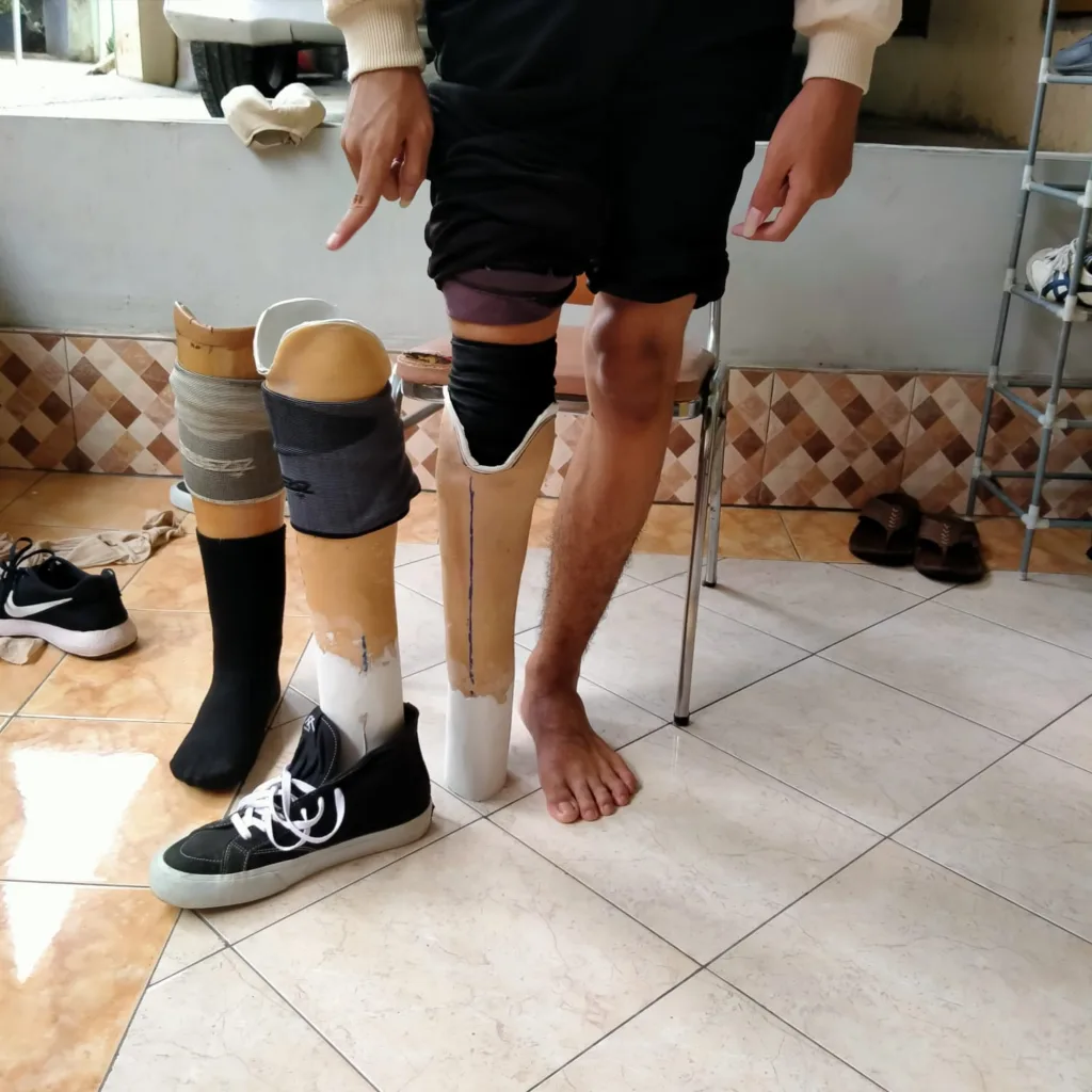 WhatsApp Image 2025-10-27 at 23.51.55