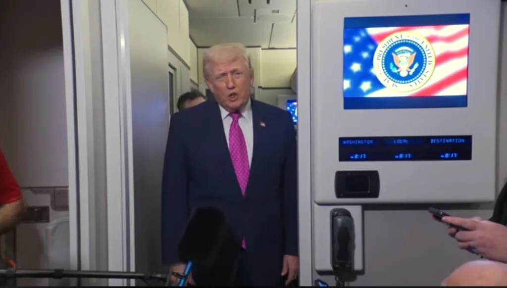 trum di air force one