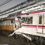KRL dan Argo Bromo Anggrek Tabrakan di Bekasi Timur