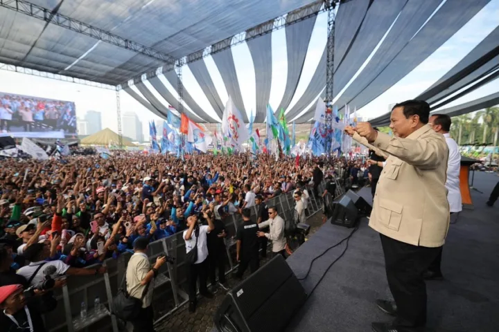 Presiden menghadiri peringatan Hari Buruh Tahun 2026 bersama ratusan ribu buruh dan masyarakat y