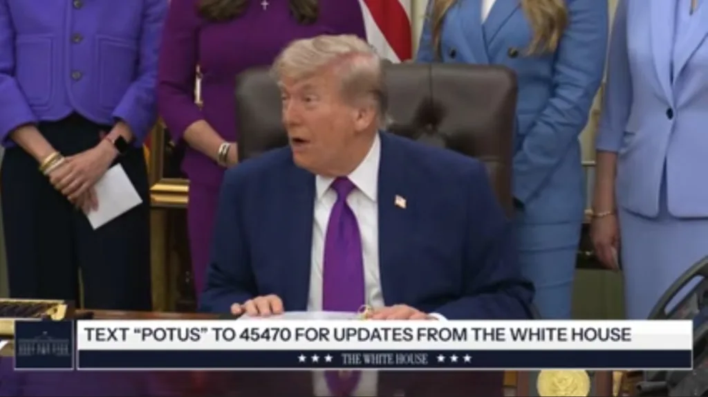 Untitled.jpg TRUMP