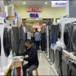 Rupiah Melemah, Pasar Elektronik Mangga Dua Kian Sepi Pembeli