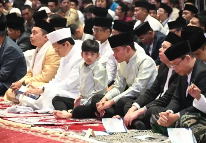 Wapres-Salat-Iduladha-1447-H-di-Masjid-Istiqlal-790x550 (1)